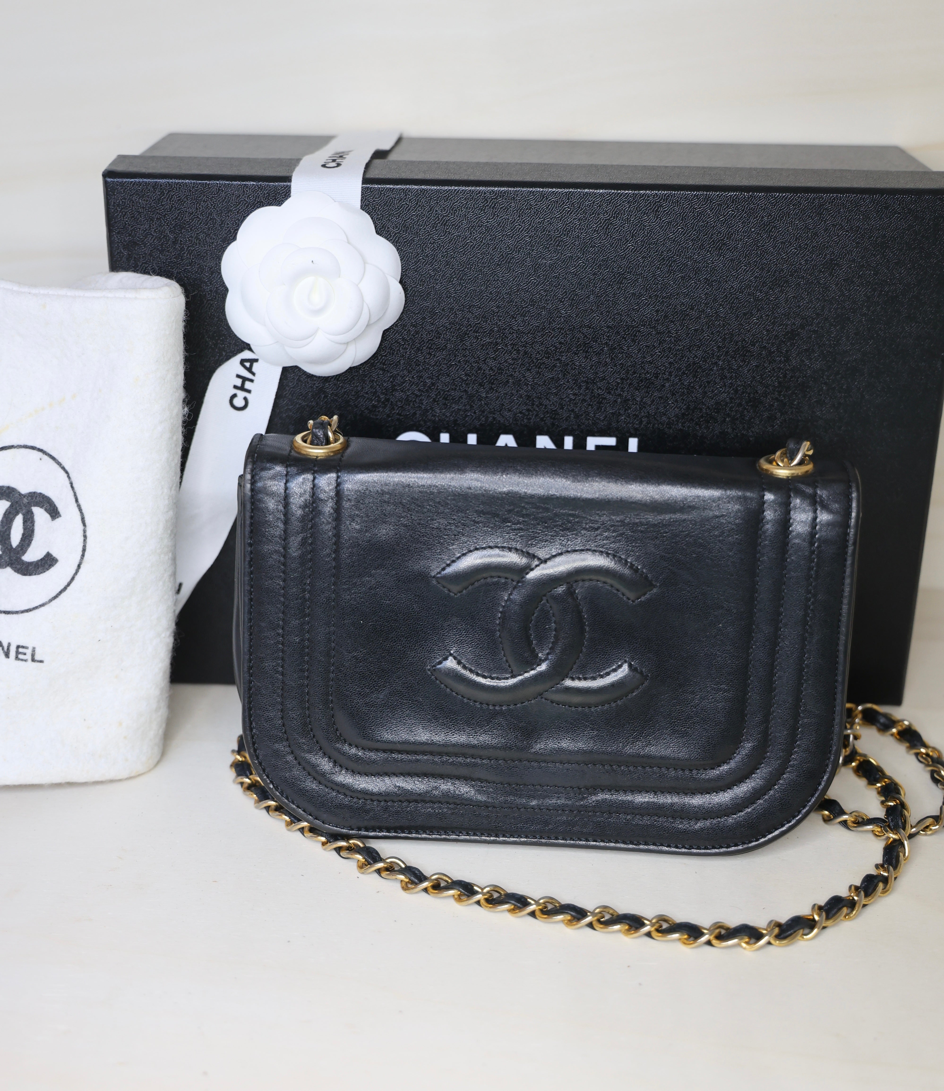 CHANEL - Sweety black
