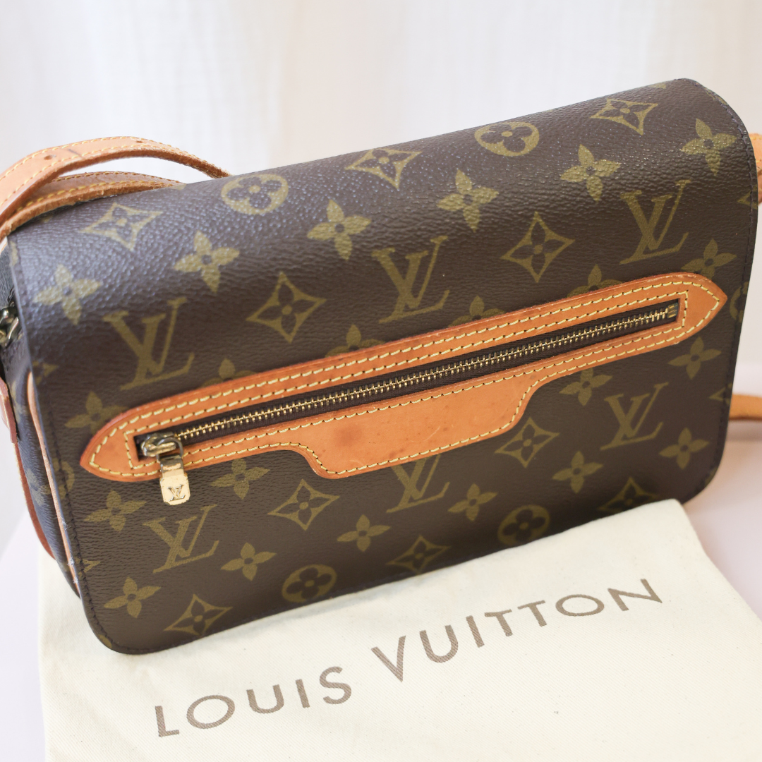 LOUIS VUITTON - Everydays Companion
