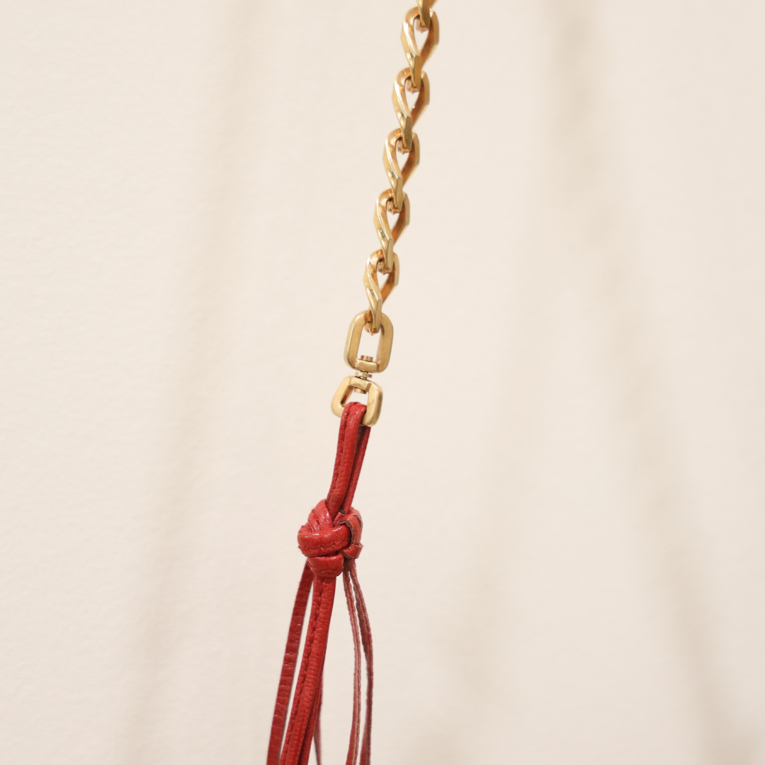 PRADA - Chains & Shoulders