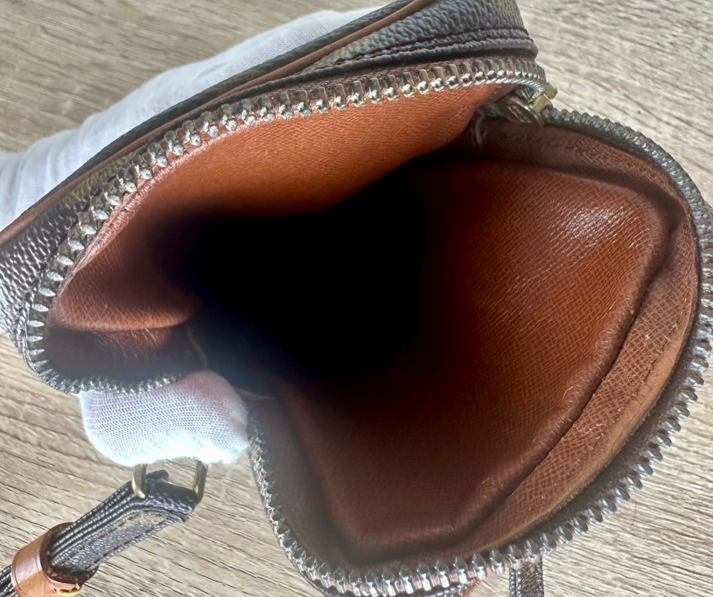 LOUIS VUITTON - Mini bag