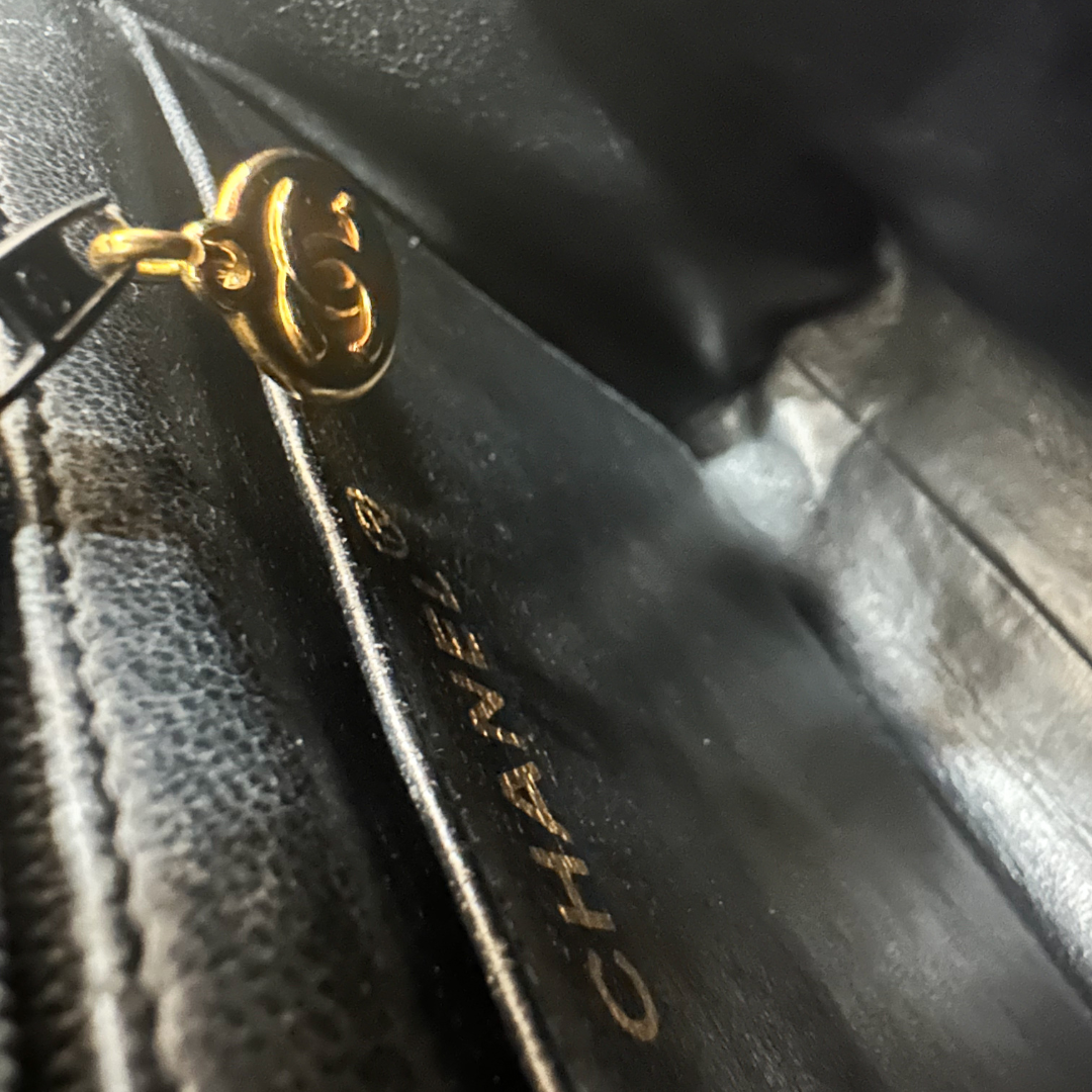 CHANEL - BFF GRAINÉ CROSSBODY