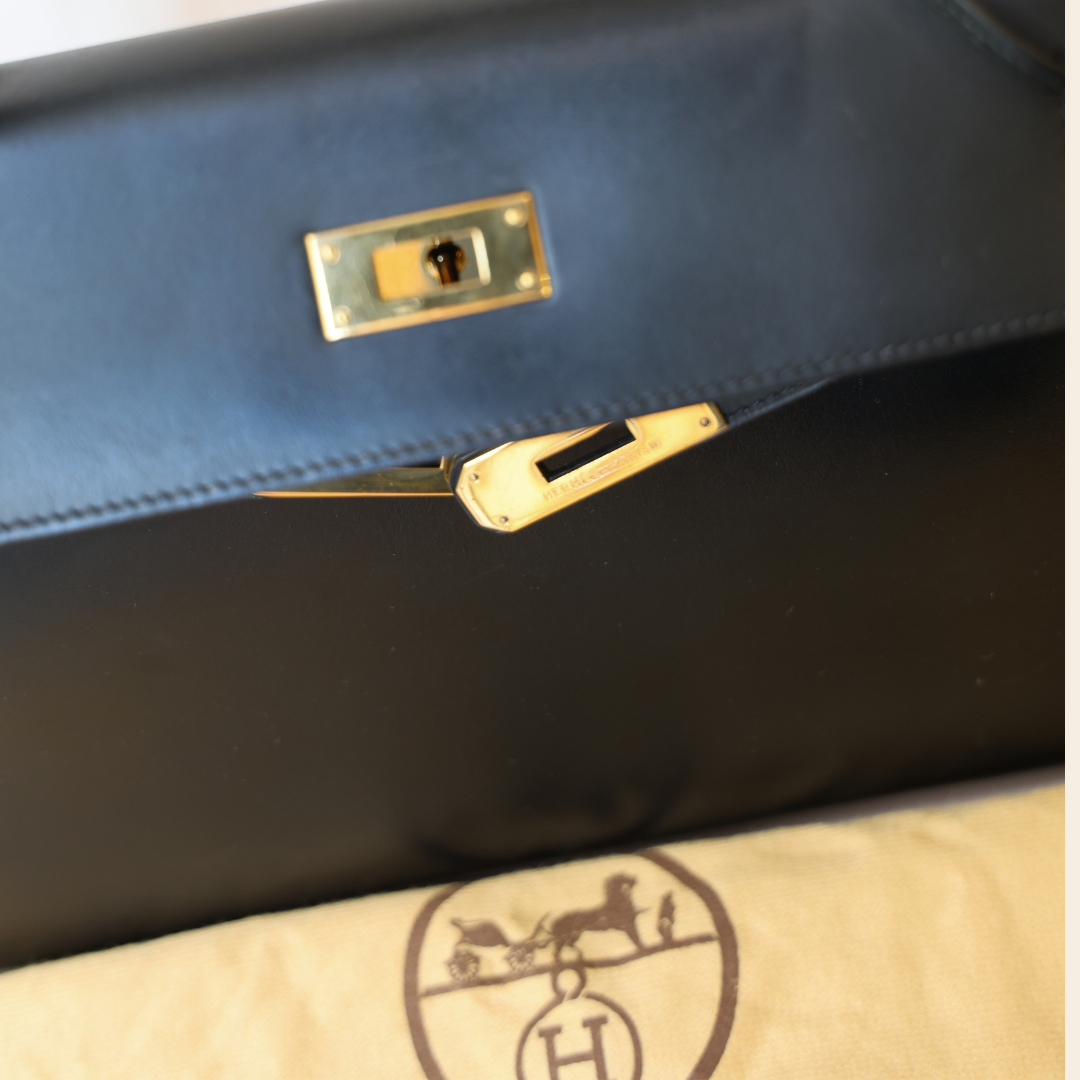 HERMÈS - Kelly Black Calf Box 28