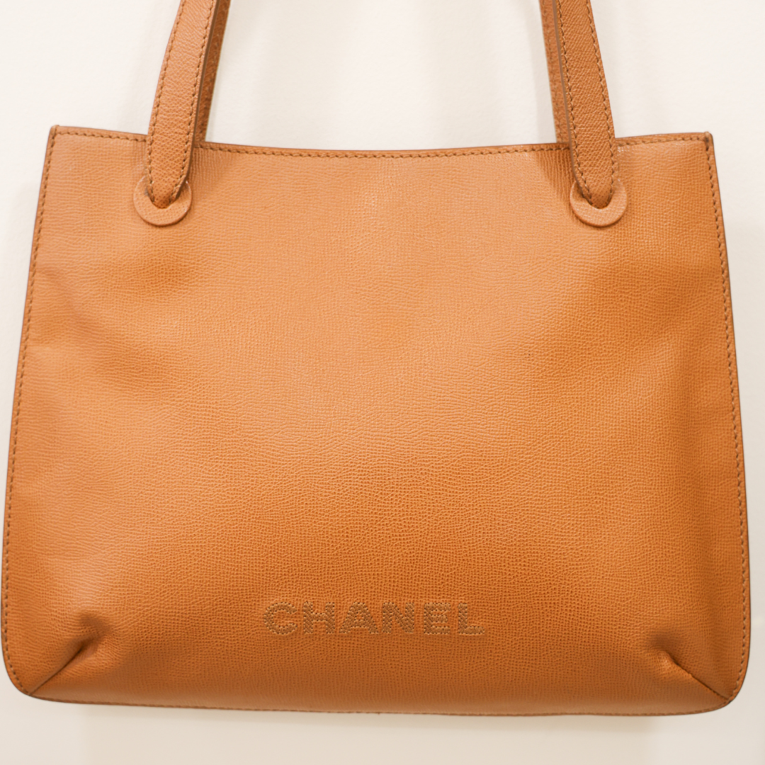 CHANEL - TOTE TAN CAVIAR