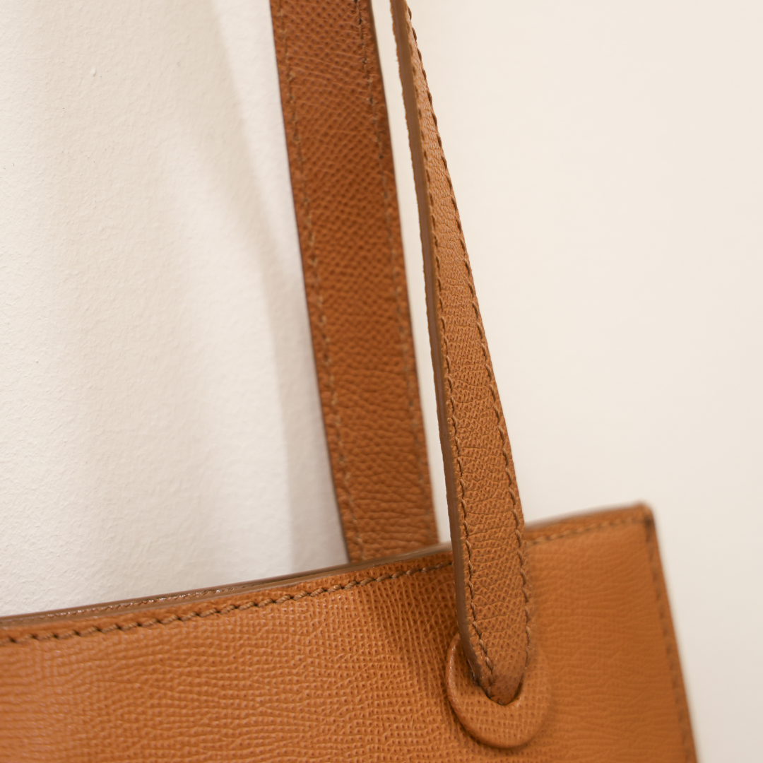 CHANEL - TOTE TAN CAVIAR