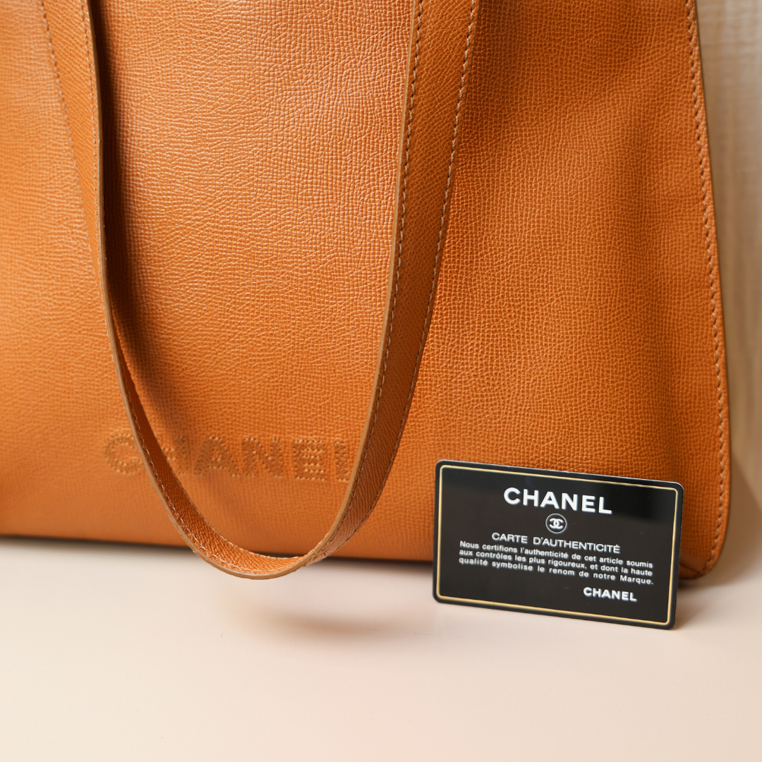 CHANEL - TOTE TAN CAVIAR