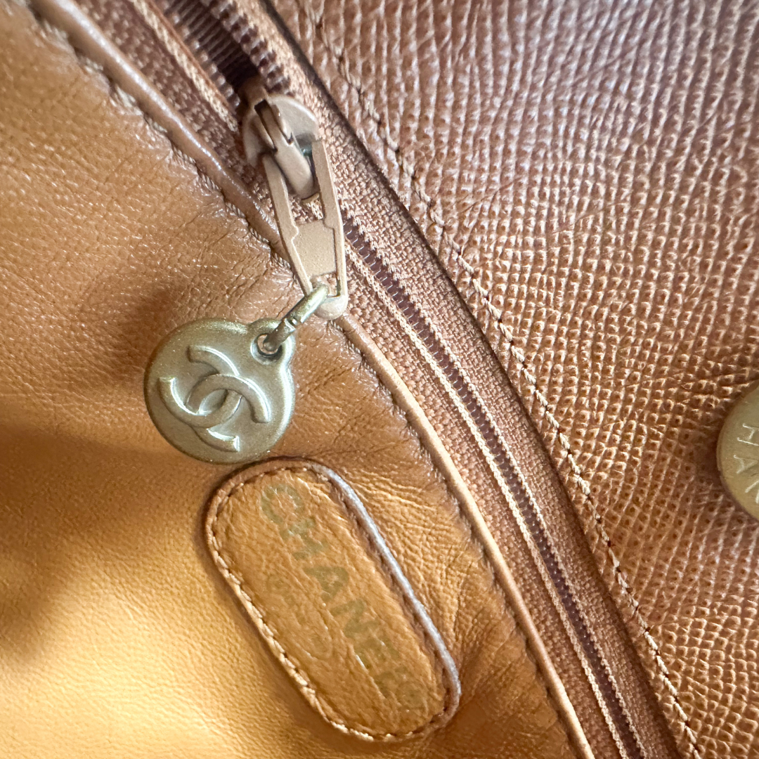 CHANEL - TOTE TAN CAVIAR