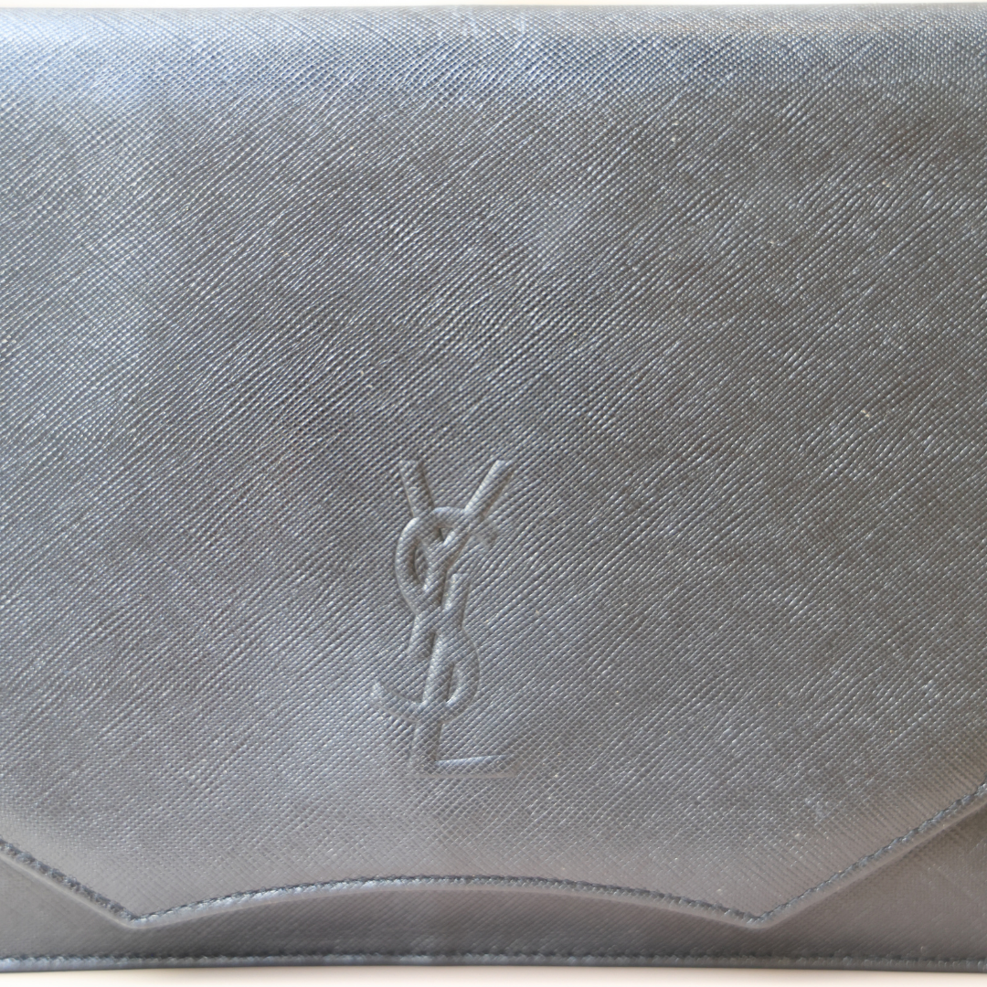 YVES SAINT LAURENT - Pochette