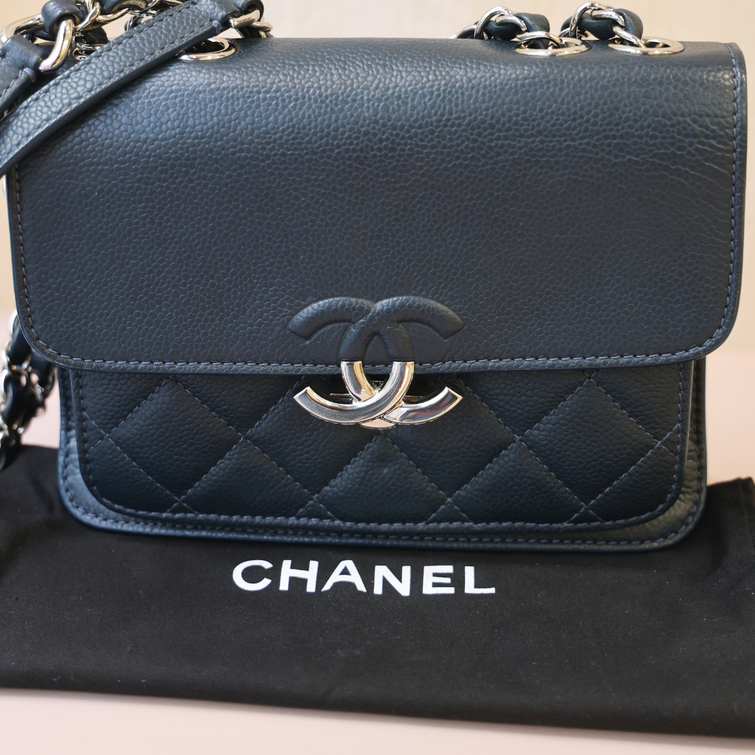 CHANEL - Half CC Blue Crush