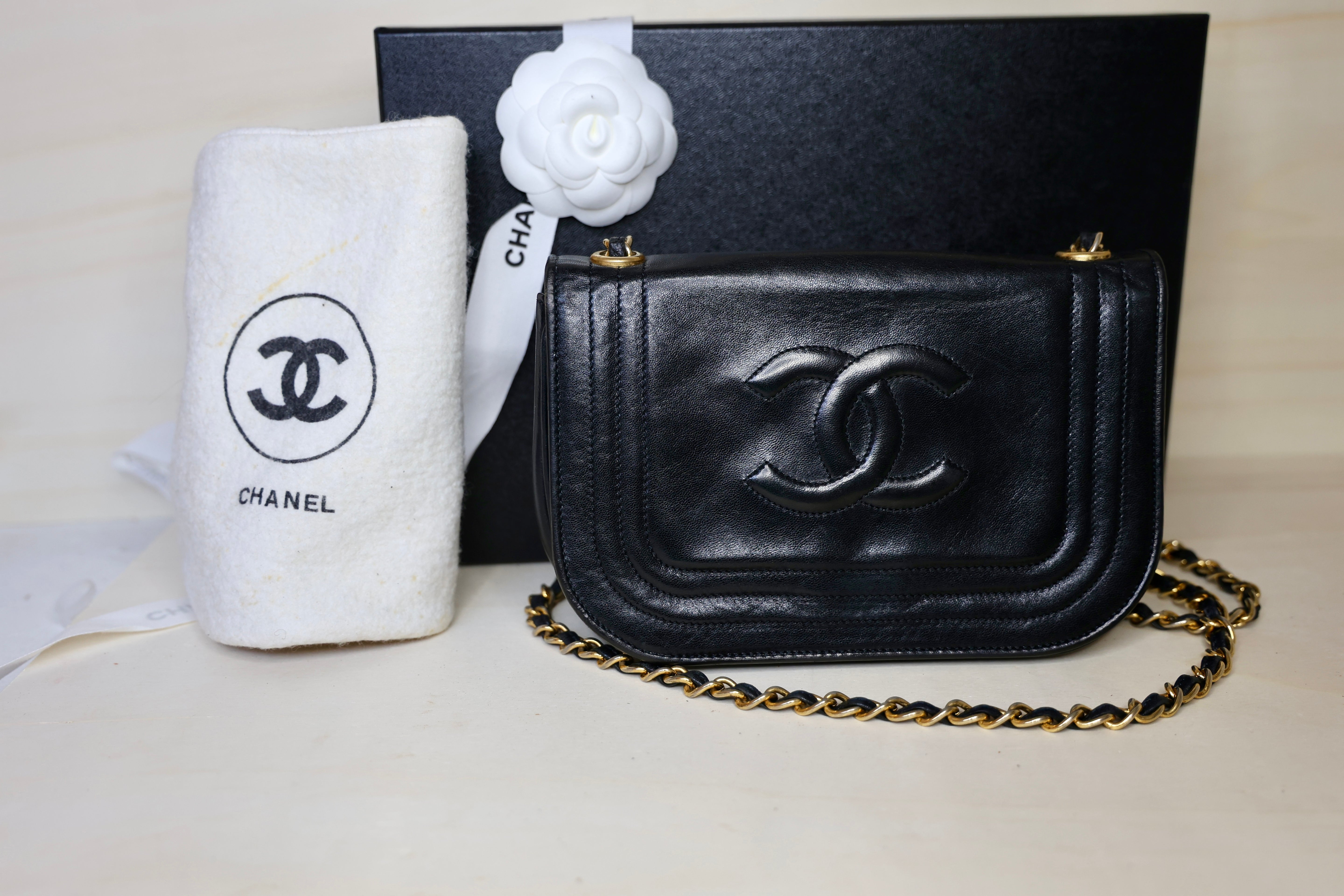 CHANEL - Sweety black