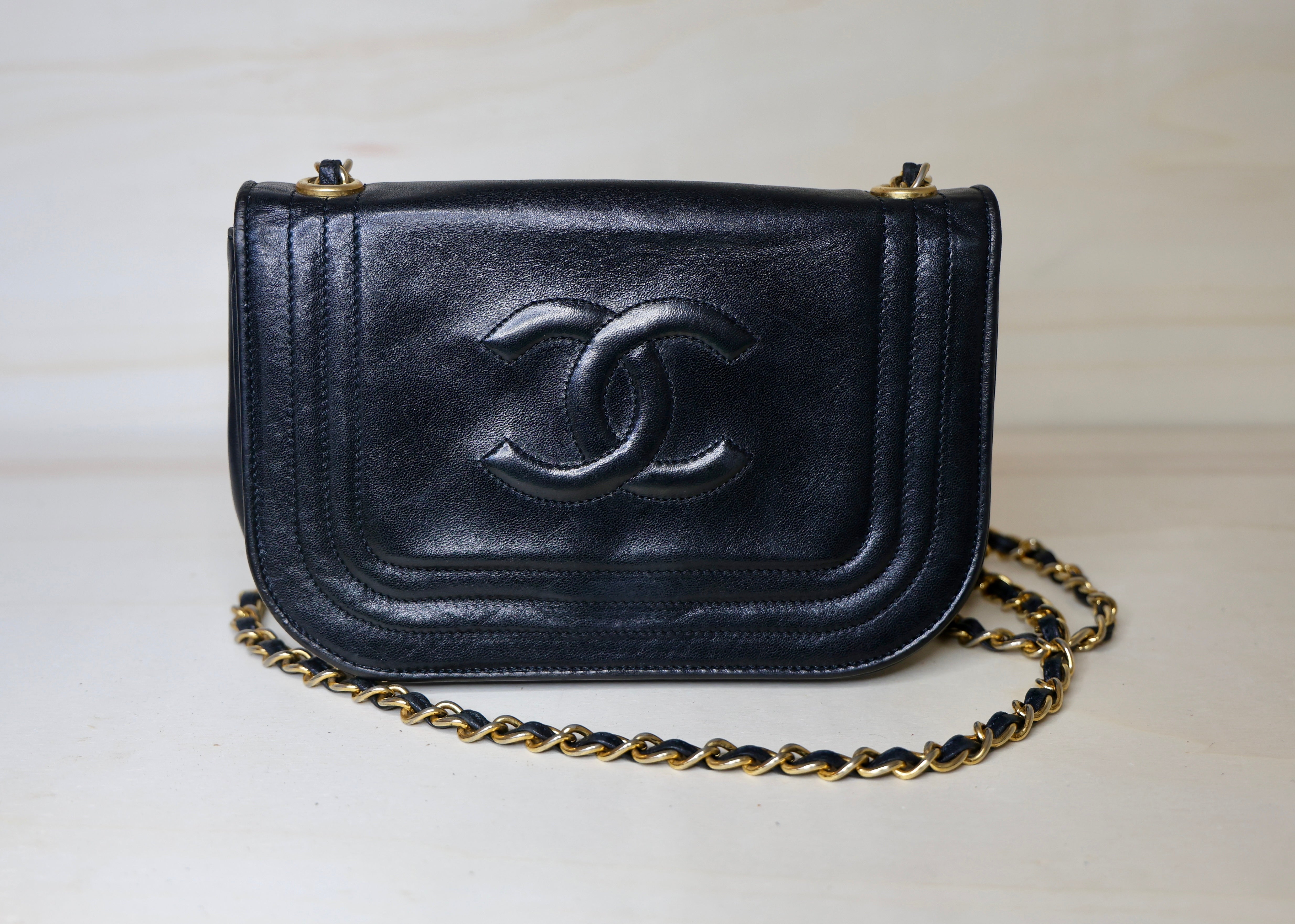 CHANEL - Sweety black