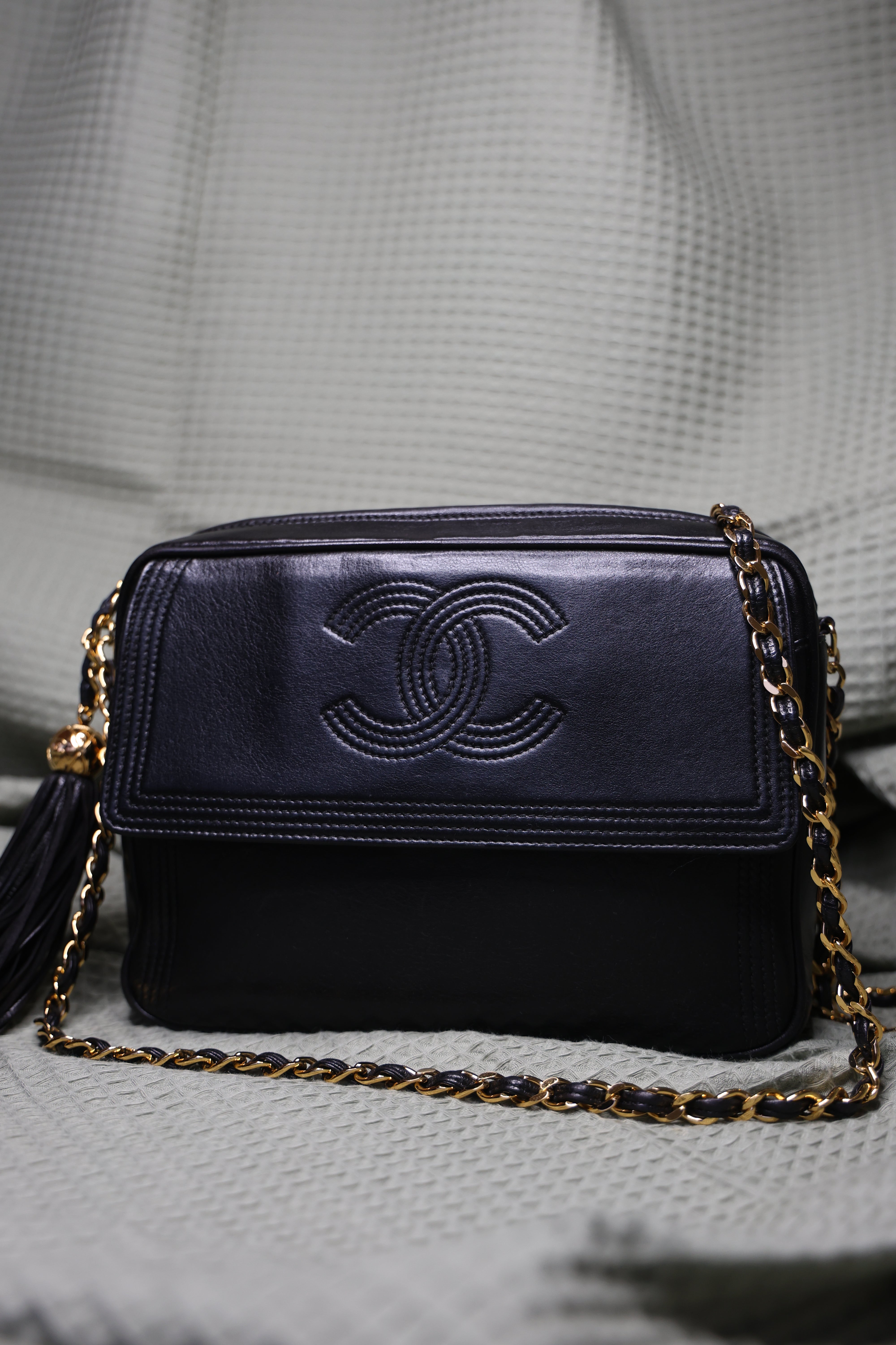 CHANEL - Vintage CC