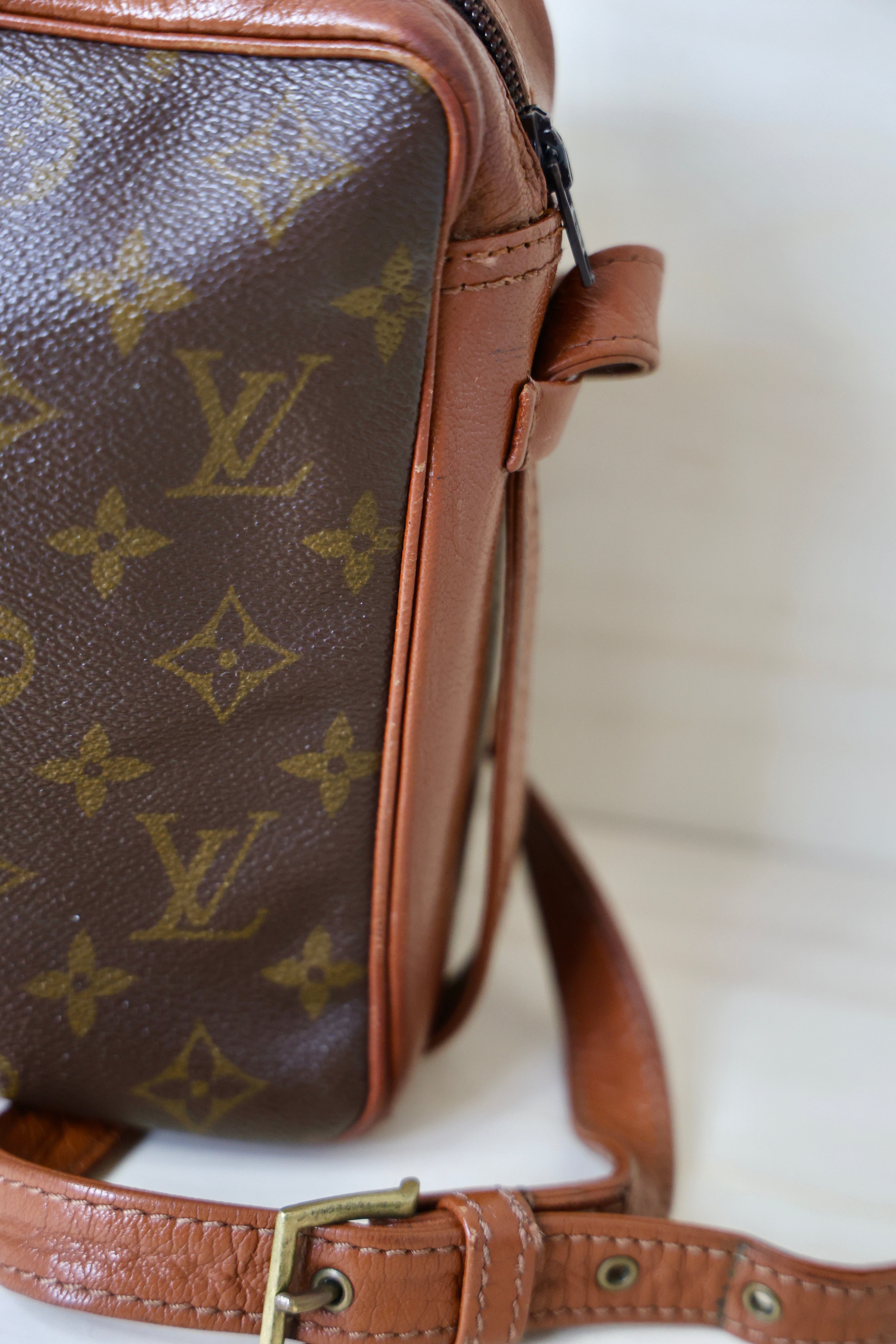 Louis Vuitton - Sac Besace