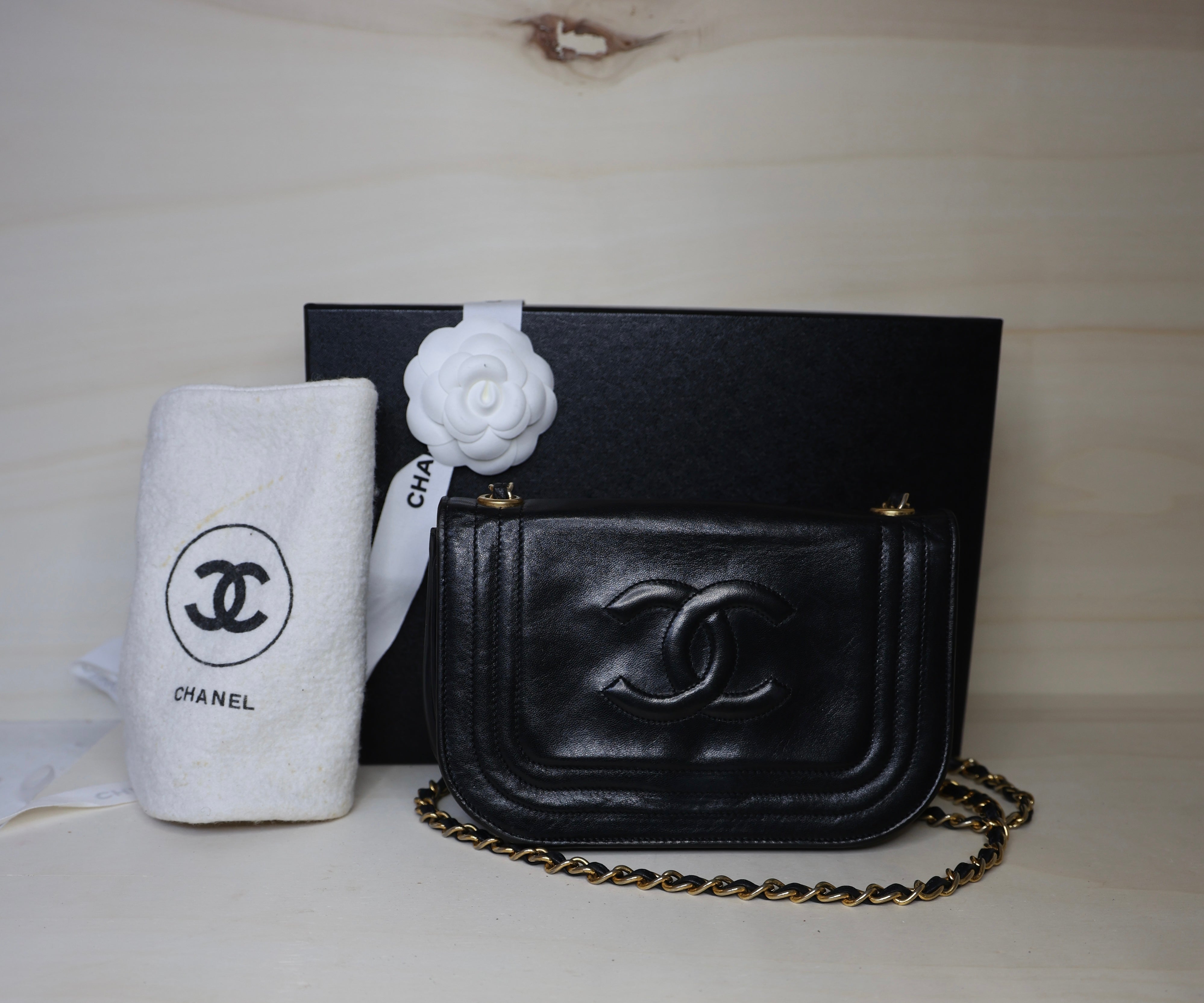 CHANEL - Sweety black