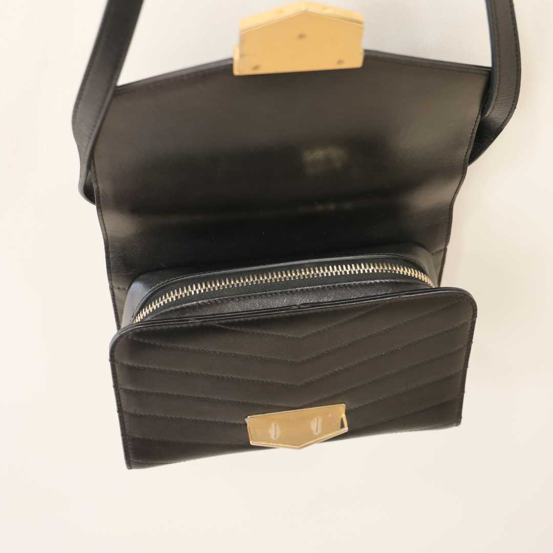 CHANEL - Noir & Bandoulière Bijou