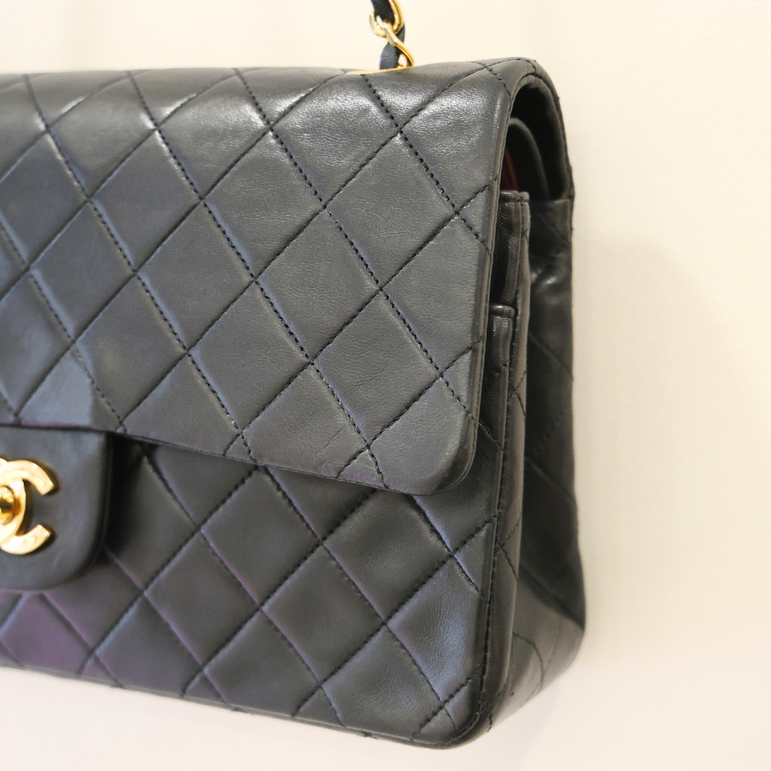 CHANEL - Classique 25' black