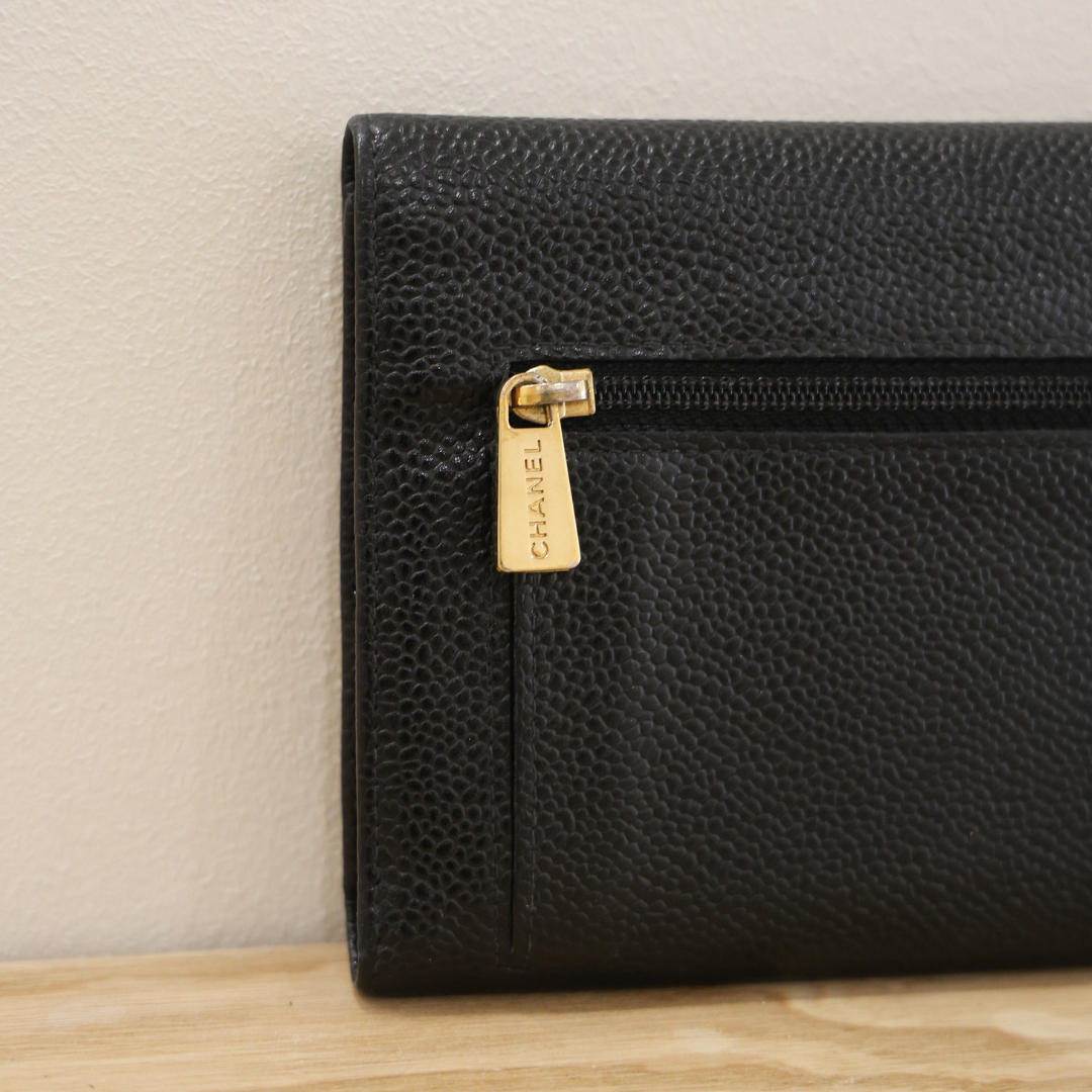 CHANEL - Portefeuille noir grainé