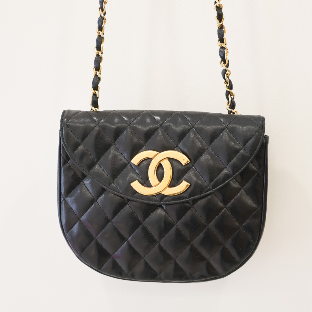 CHANEL - Demi Lune Vintage