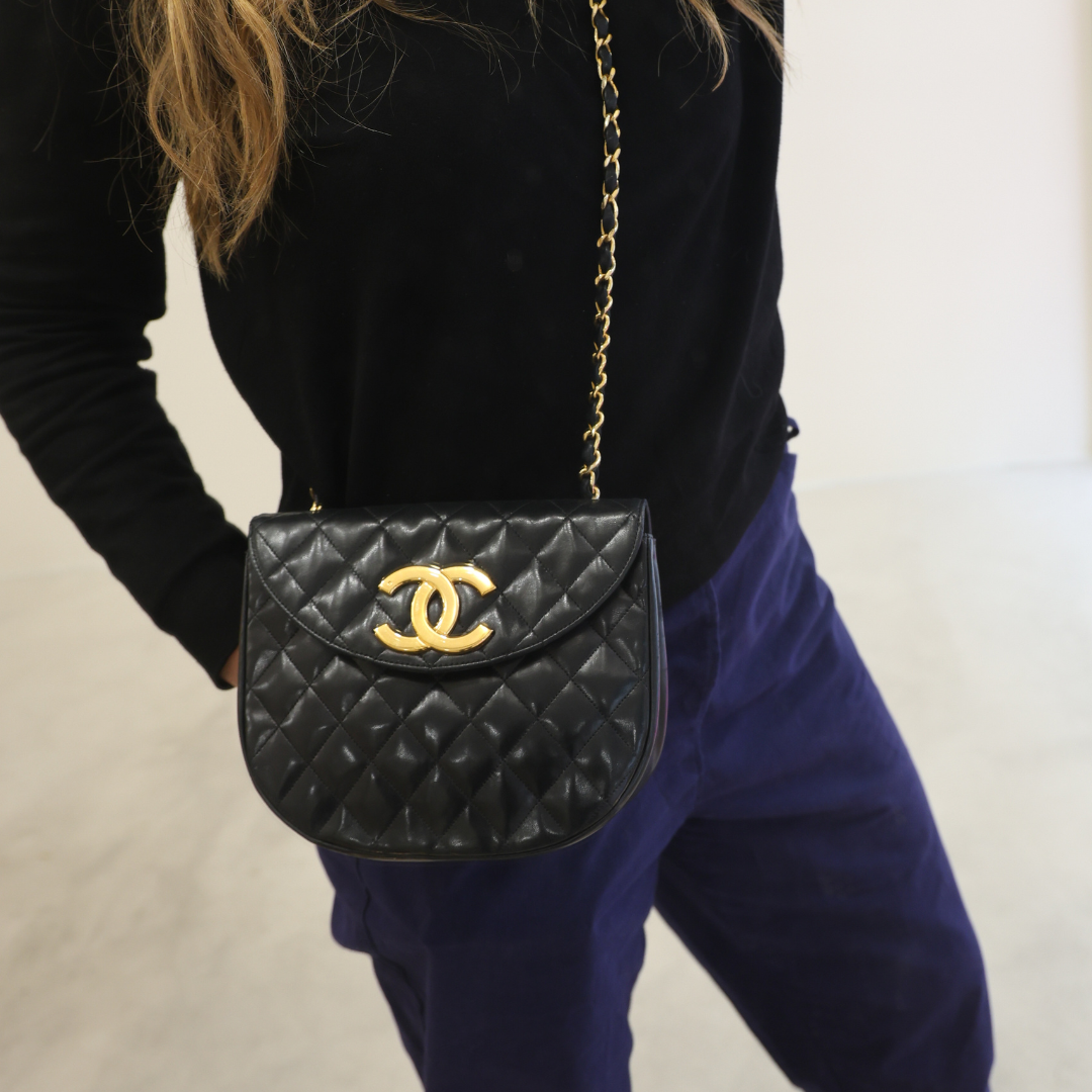 CHANEL - Demi Lune Vintage