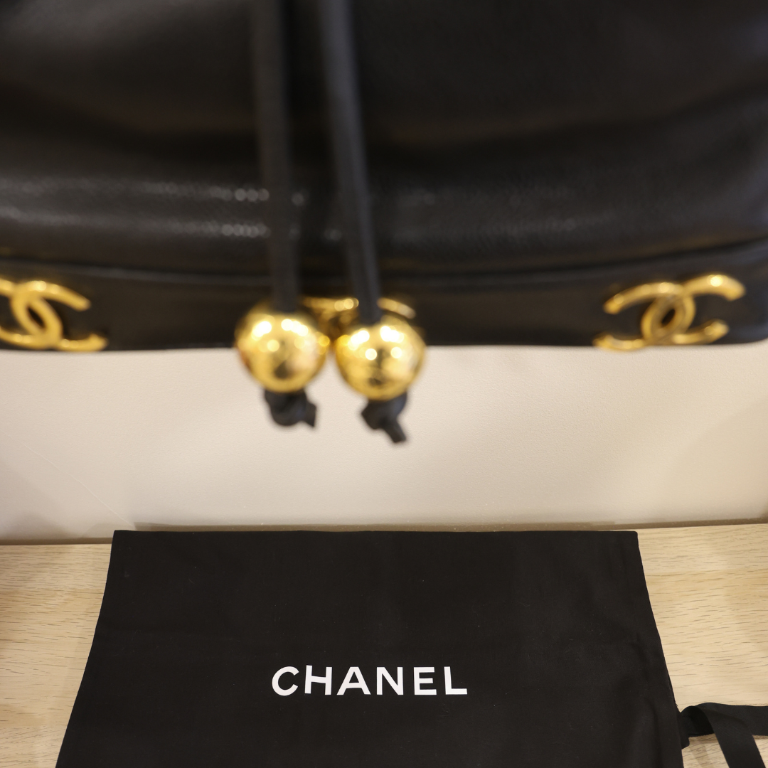 CHANEL - SEAU GRAINÉ VINTAGE