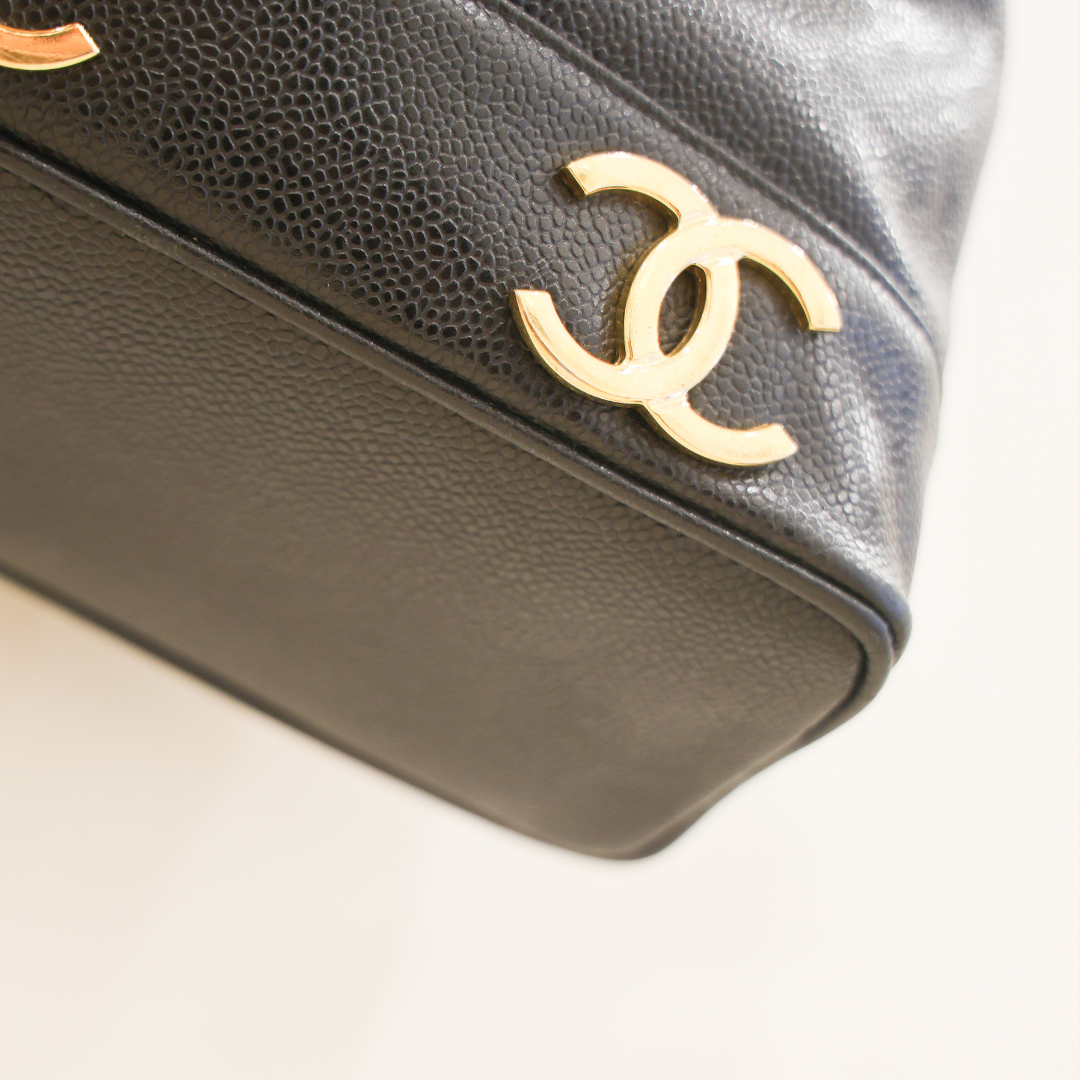 CHANEL - SEAU GRAINÉ VINTAGE