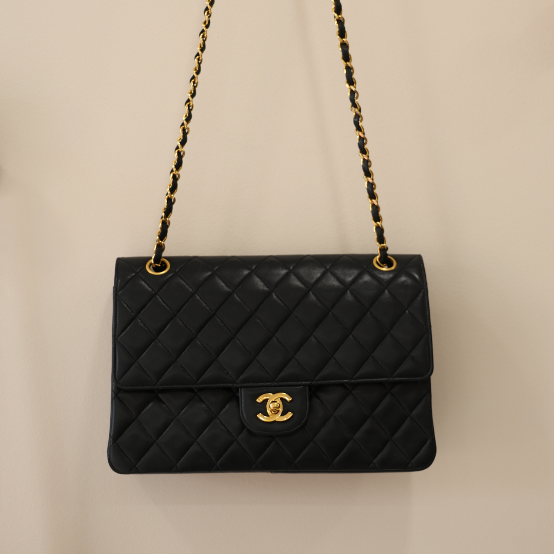 CHANEL - Classique Timeless 27