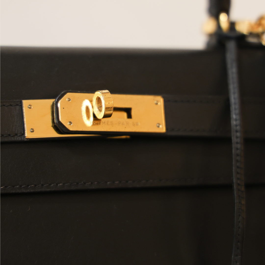 HERMÈS - Kelly Black Calf Box 28
