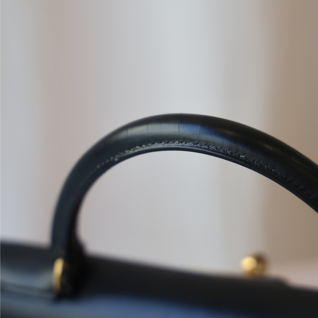HERMÈS - Kelly Black Calf Box 28