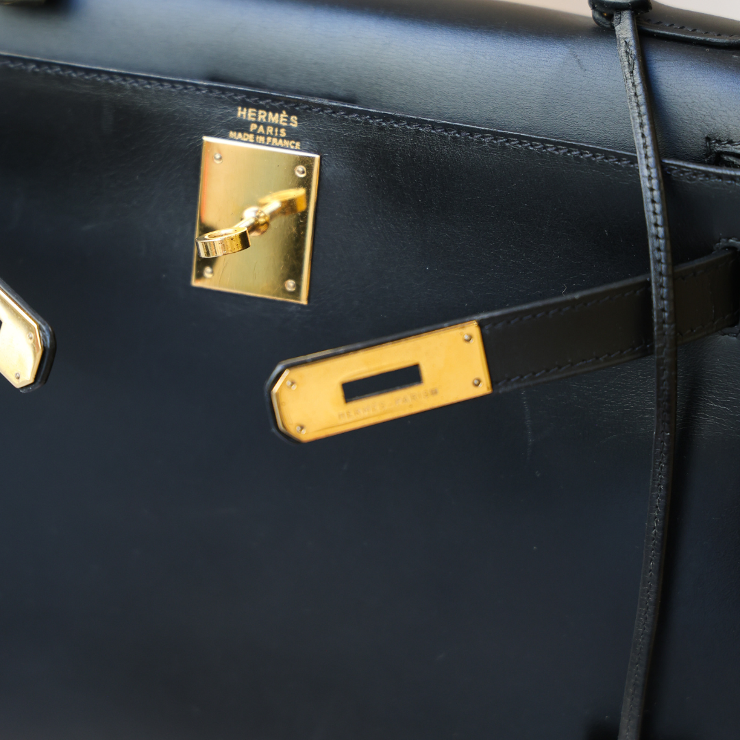 HERMÈS - Kelly Black Calf Box 28