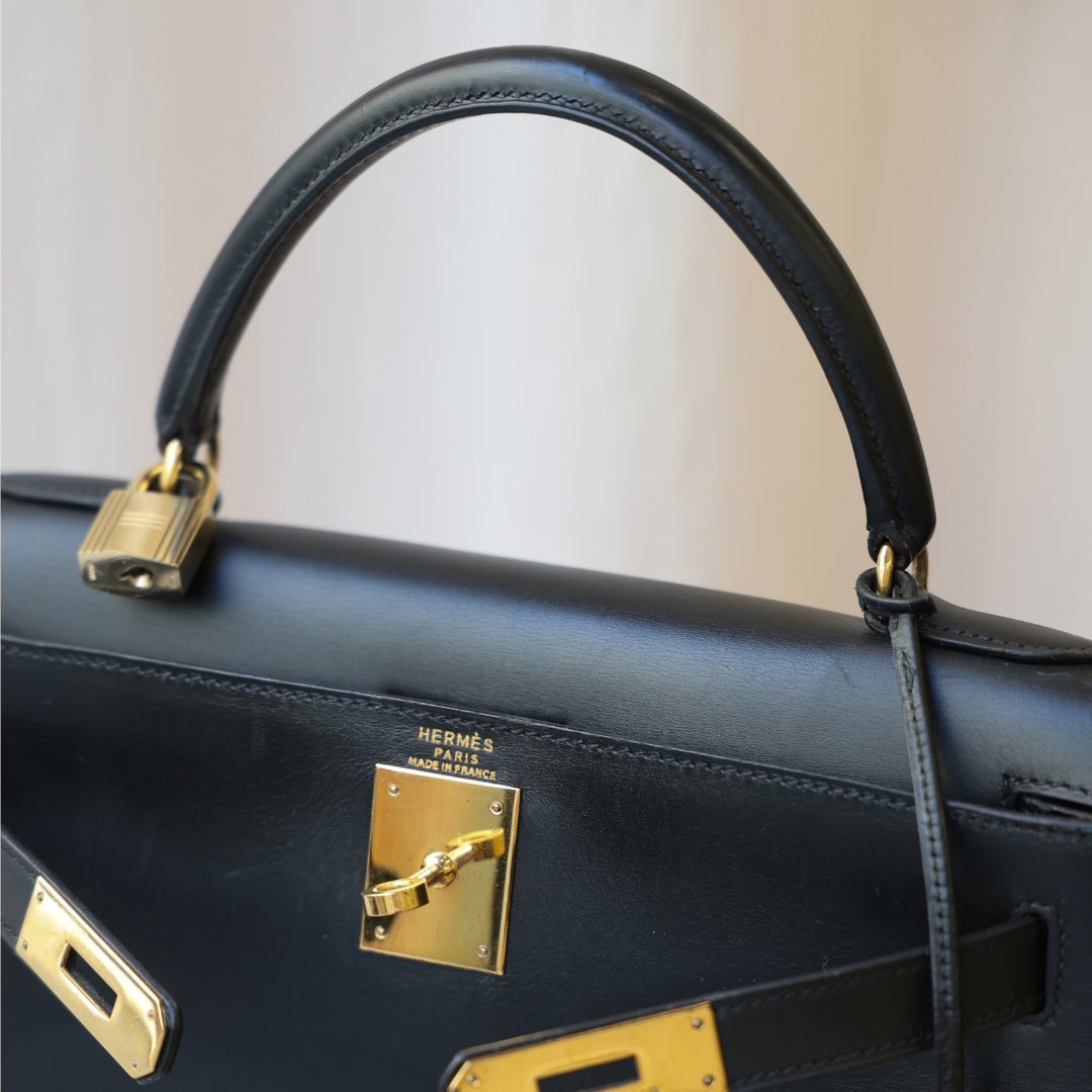 HERMÈS - Kelly Black Calf Box 28