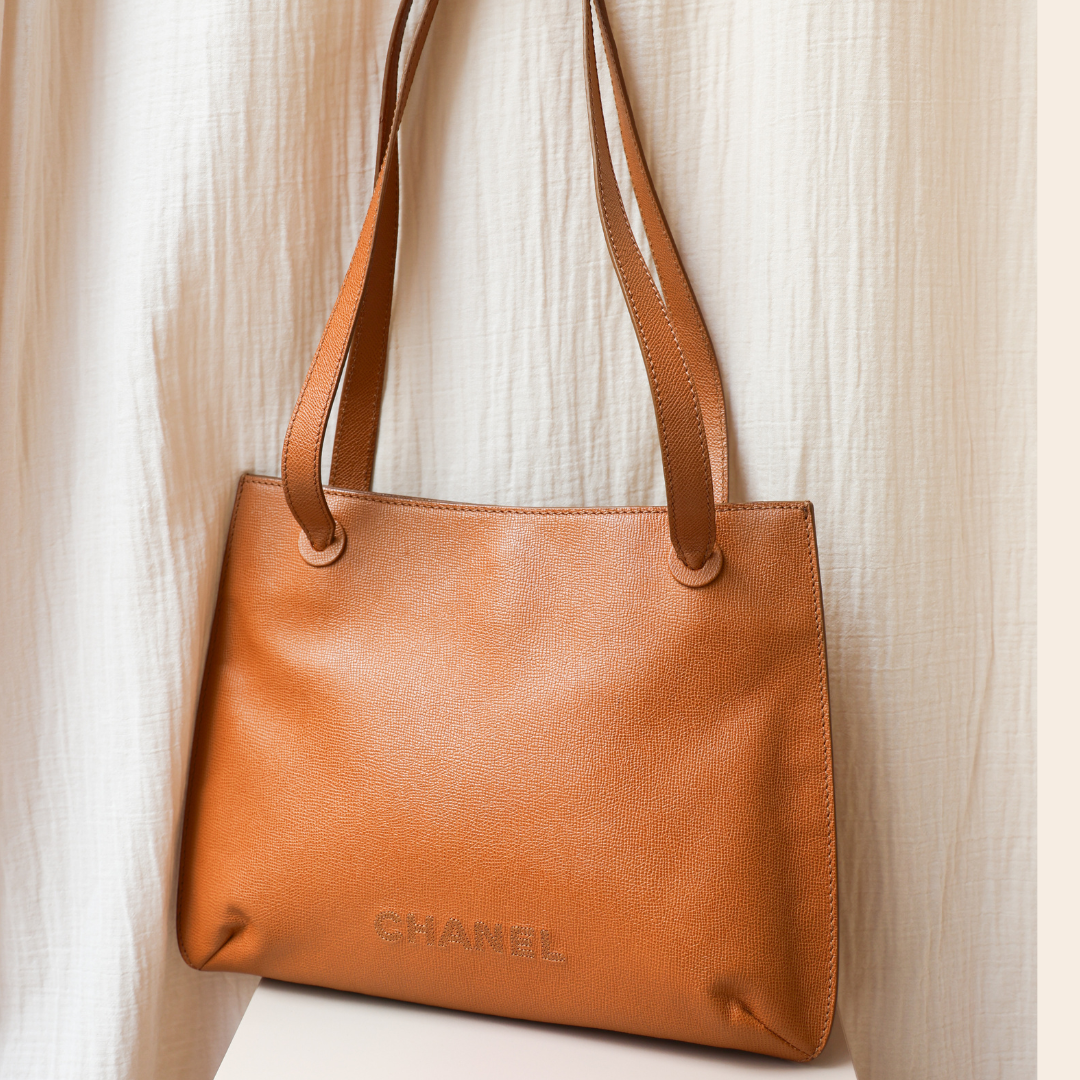 CHANEL - TOTE TAN CAVIAR