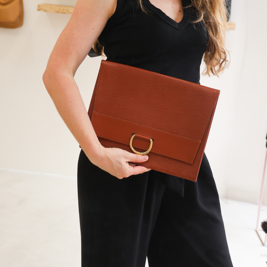 LOUIS VUITTON - Pochette Epi Tan