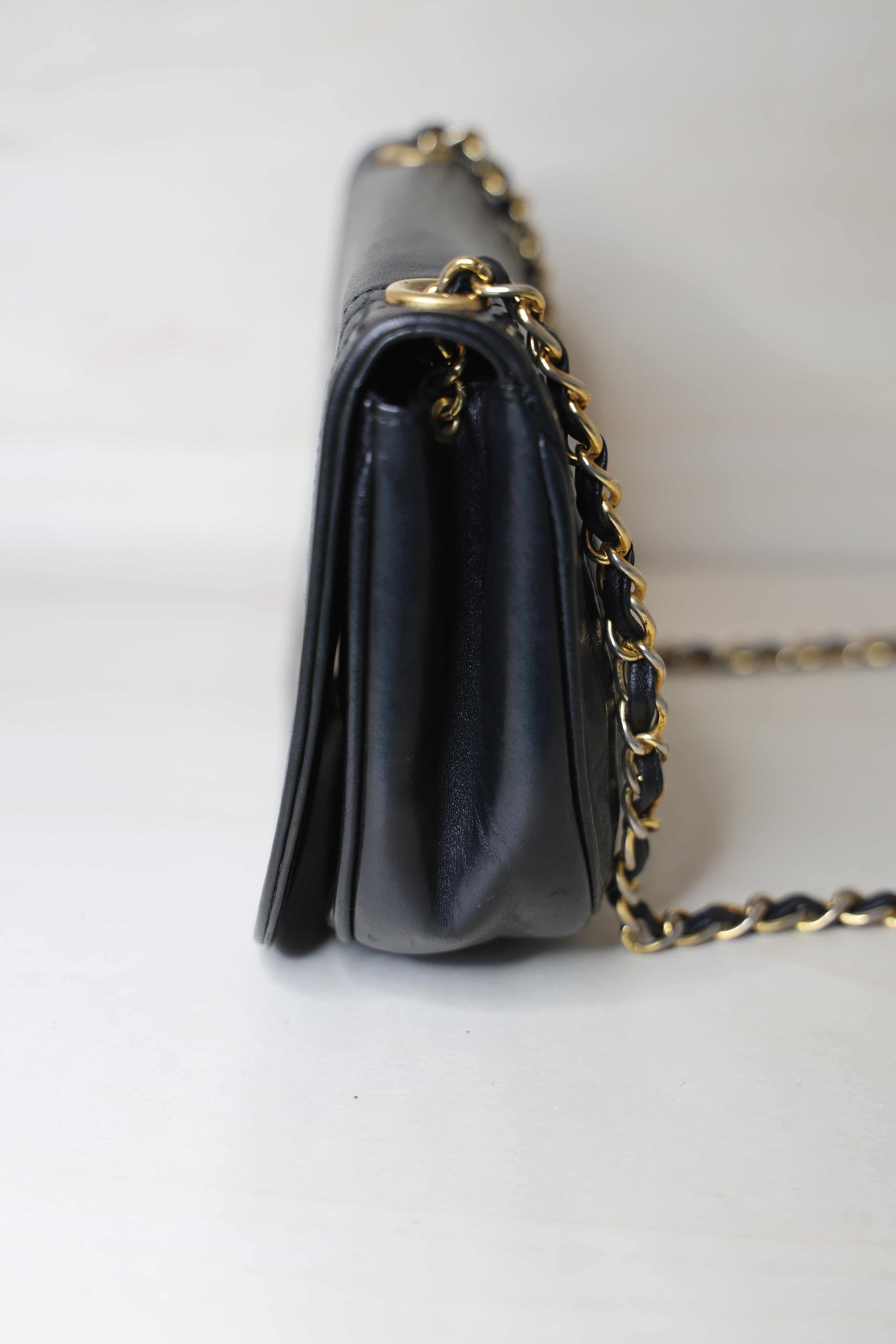 CHANEL - Sweety black