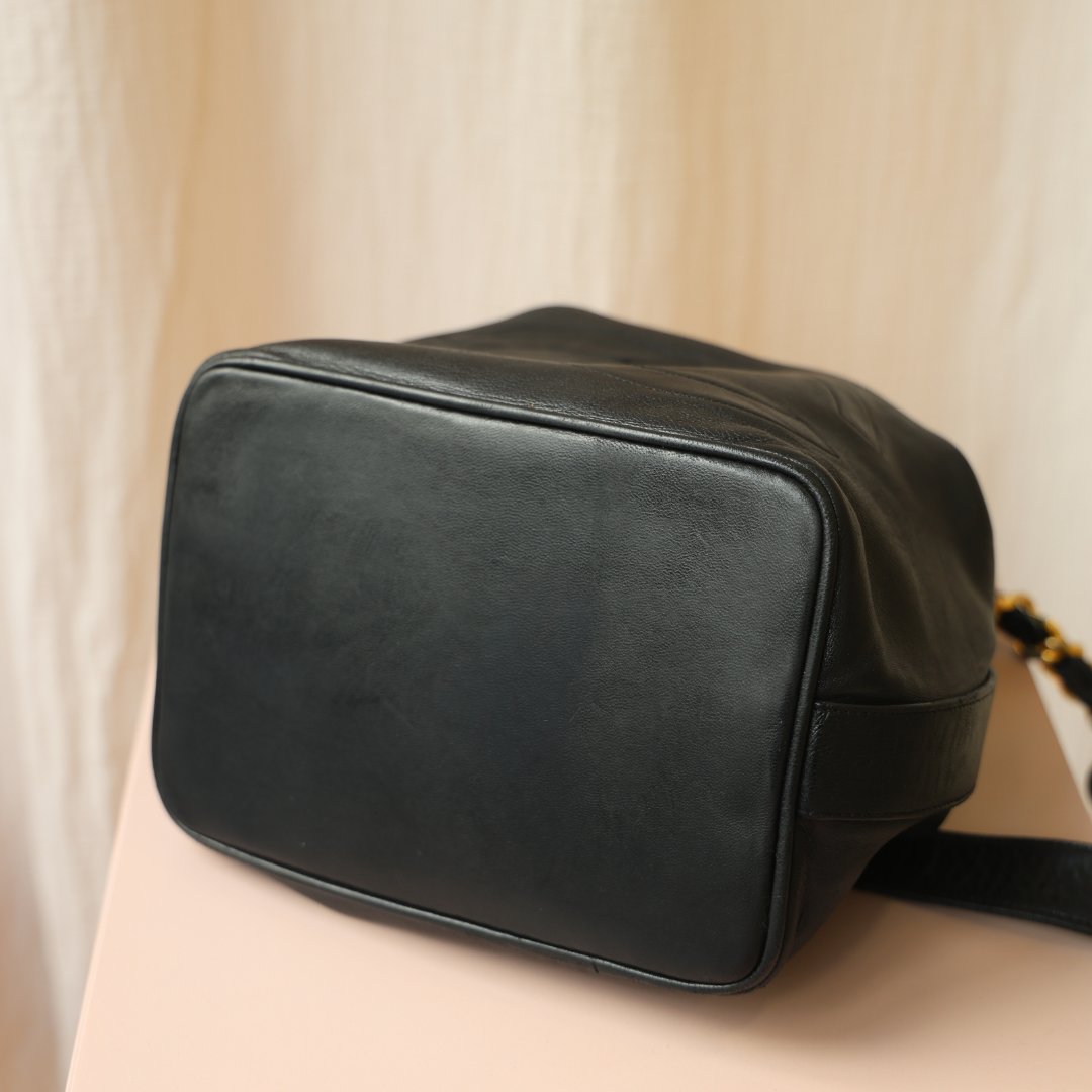 CHANEL - Sceau vintage