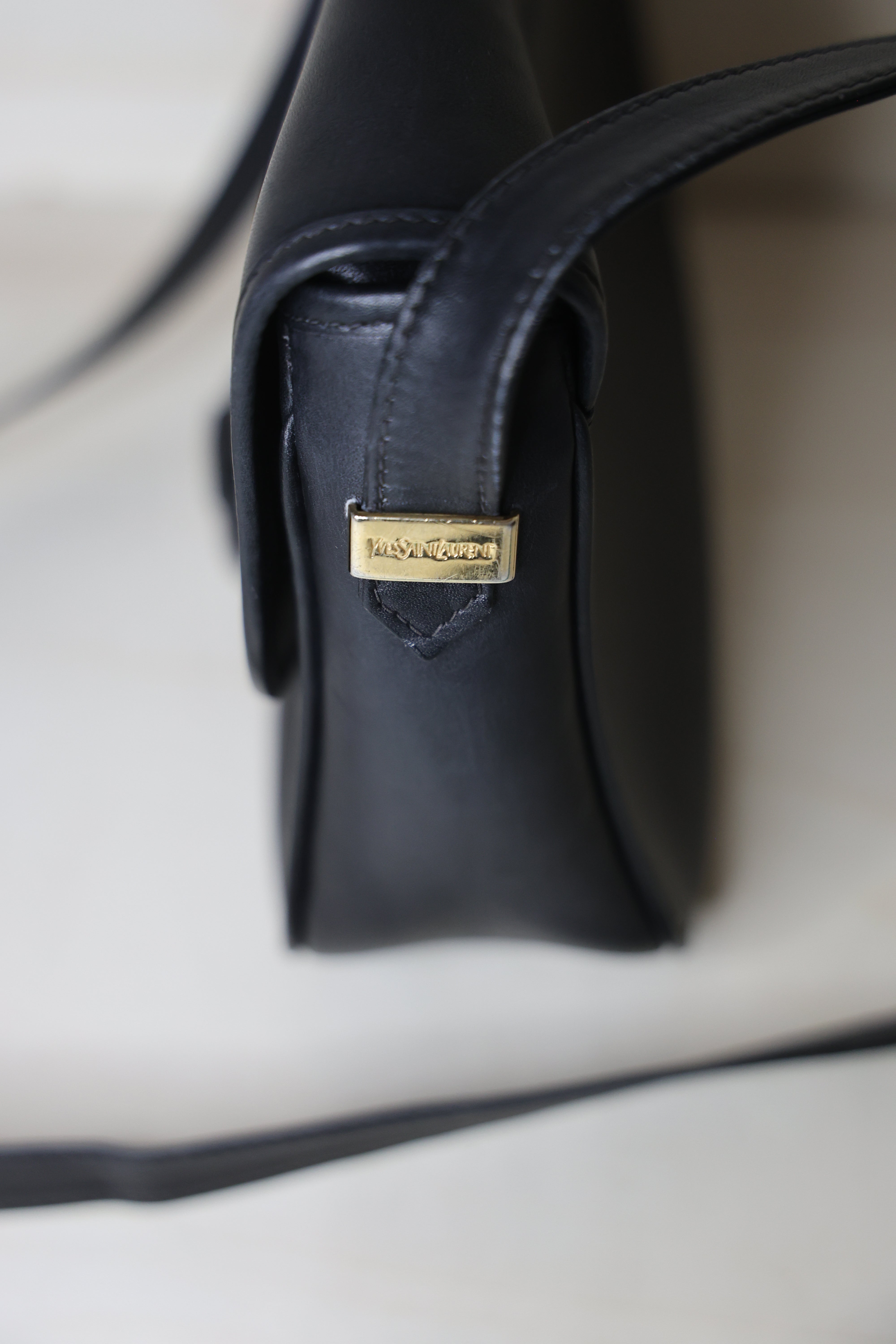 YVES SAINT LAURENT - Besace black